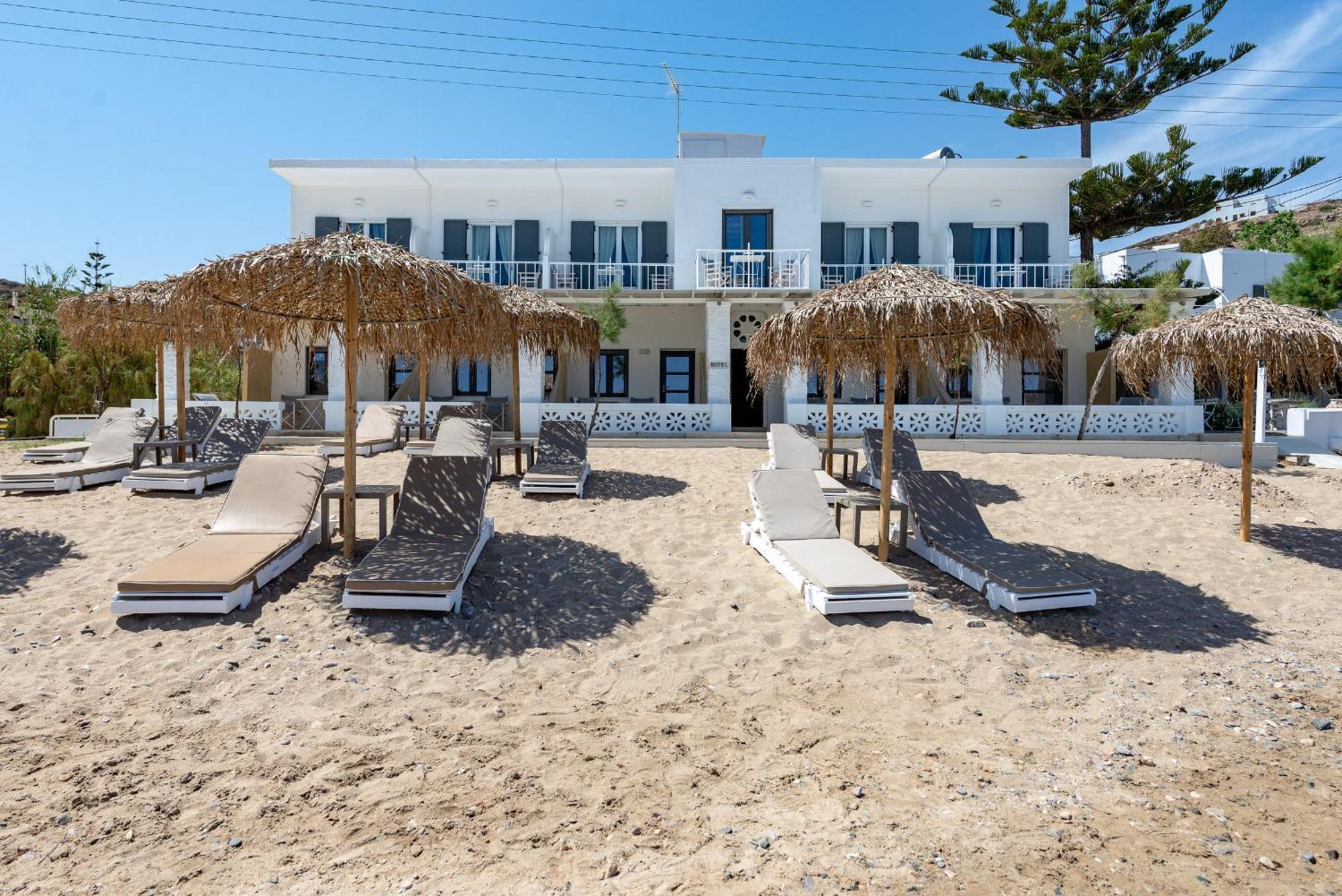 Emily Hotel Vari  Exterior photo
